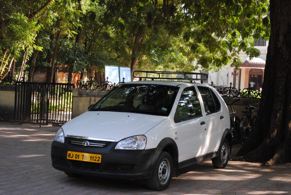 simran-ajmer-taxi-car-rental-hire-cab_115.jpg
